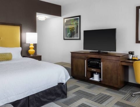 Hotel Hampton Inn & Suites Los Angeles/ Hollywood image
