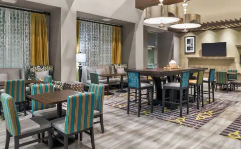 Hotel Hampton Inn & Suites Los Angeles/ Hollywood image