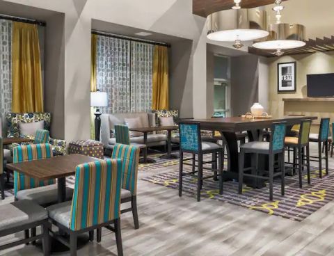 Hotel Hampton Inn & Suites Los Angeles/ Hollywood image