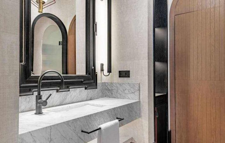 Hotel Montera Madrid, Curio Collection By Hilton, Madrid