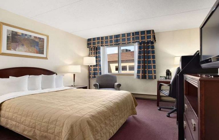 Travelodge Ottawa East, Ottawa