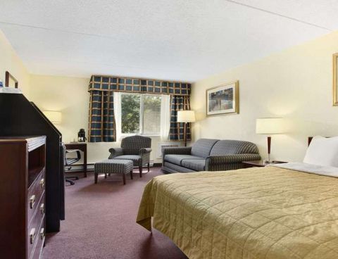 Hotel Travelodge Ottawa East image