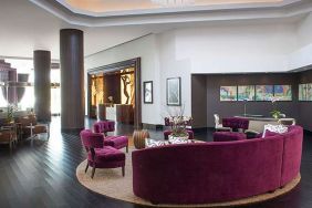 Hotel Avenue Of The Arts Hotel image