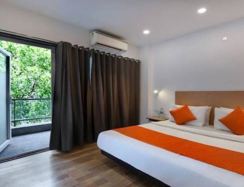 Hotel Hotel Saffron Gold image