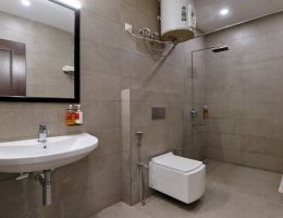 Hotel Saffron Gold, New Delhi