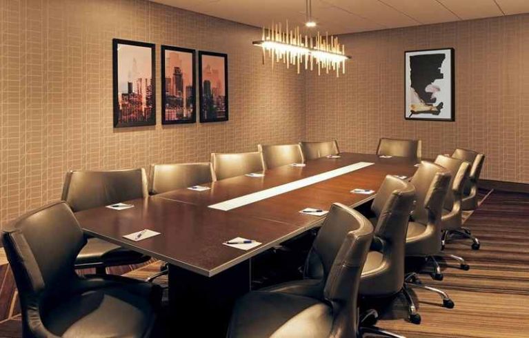 H Hotel Los Angeles, Curio Collection By Hilton, LAX airport