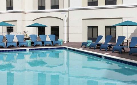 Hotel Hampton Inn & Suites Miami image