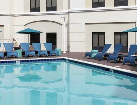 Hotel Hampton Inn & Suites Miami image