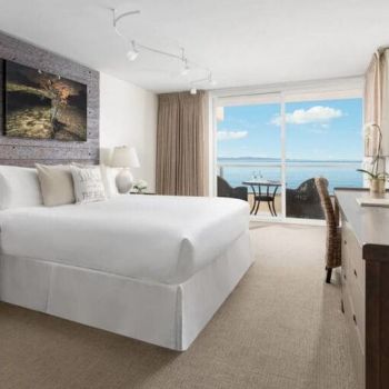 Hotel Pacific Edge Hotel image