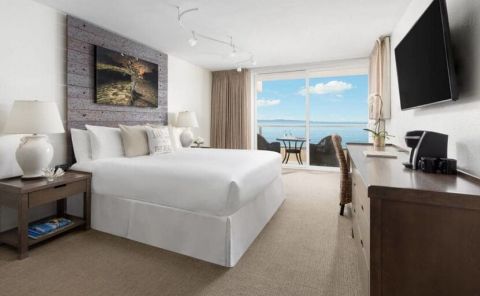 Hotel Pacific Edge Hotel image