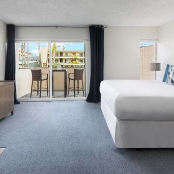 Hotel Pacific Edge Hotel image