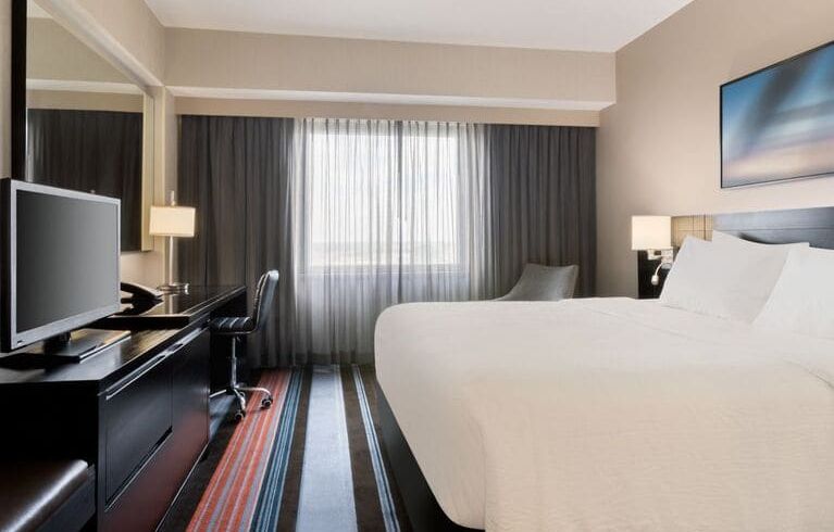 Courtyard By Marriott New York JFK Airport, New York