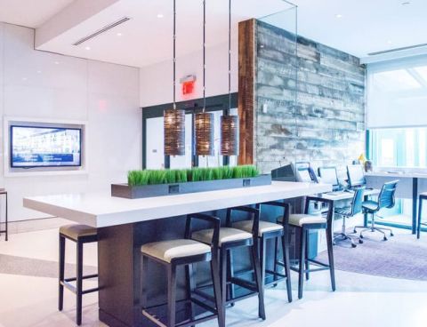 Hotel Courtyard By Marriott New York JFK Airport image