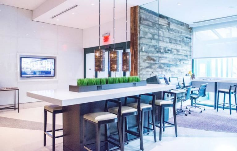 Courtyard By Marriott New York JFK Airport, New York