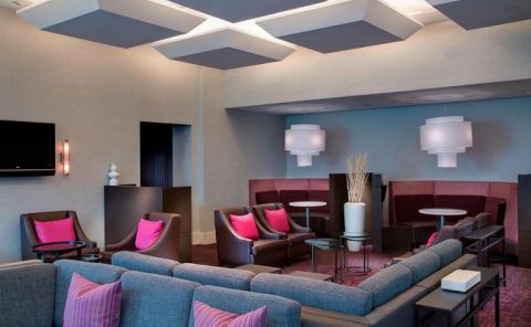 Hotel Courtyard By Marriott New York JFK Airport image