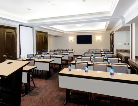 Hotel Courtyard By Marriott New York JFK Airport image