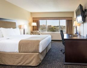 West Wing Hotel At Park Town, Saskatoon