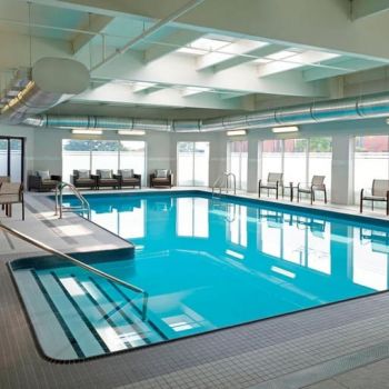 Hotel Courtyard By Marriott Toronto Airport image
