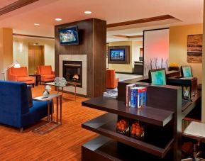 Dedicated business center with PC, internet, business desk, and printer at Courtyard By Marriott Toronto Airport.