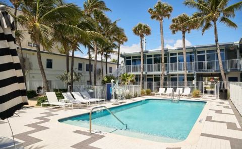 Hotel Plunge Beach Hotel image