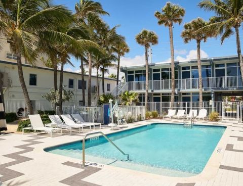 Hotel Plunge Beach Hotel image