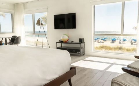 Hotel Plunge Beach Hotel image