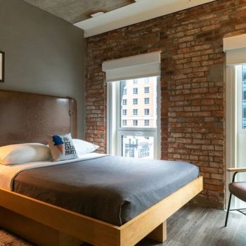 Hotel Moxy Washington DC Downtown image
