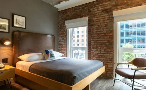 Hotel Moxy Washington DC Downtown image