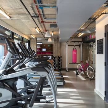 Hotel Moxy Washington DC Downtown image