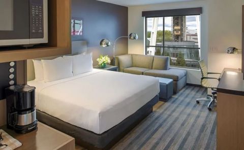 Hotel Hyatt House Seattle Downtown image