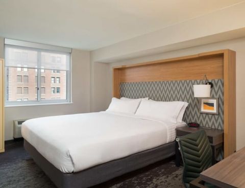 Hotel Holiday Inn Wall Street image