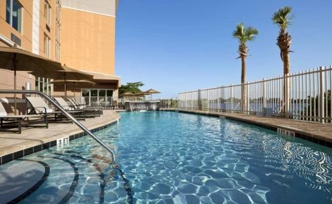 Hotel Cambria Hotel Miami Airport - Blue Lagoon image