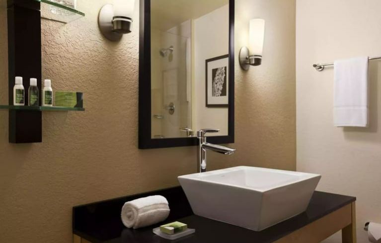 Cambria Hotel Miami Airport - Blue Lagoon, Miami