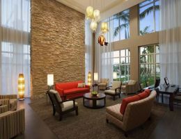 Cambria Hotel Miami Airport - Blue Lagoon, Miami