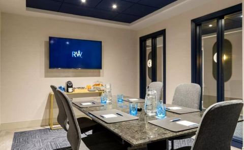 Hotel Hotel Royal William, An Ascend Collection Hotel image