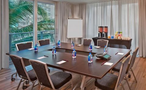 Hotel Residence Inn Miami Beach Surfside image