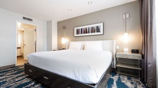 Hotel Felix Chicago, Chicago