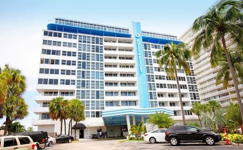 Hotel Ocean Manor Beach Resort image