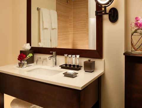 Hotel Millennium Harvest House Boulder image