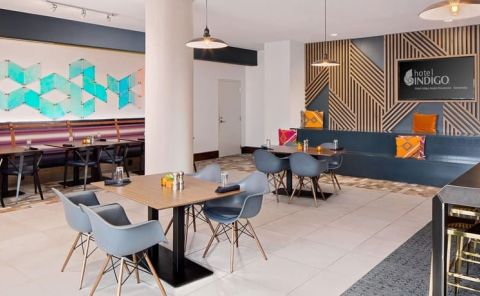 Hotel Indigo Downtown - University Austin image
