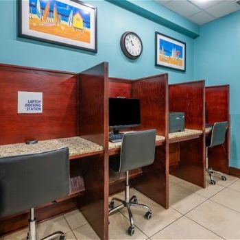 Hotel Holiday Inn Resort Lake Buena Vista image