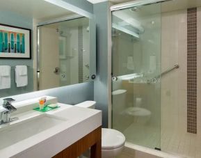 Private guest bathroom with shower at Hyatt Place Washington Dc/Us Capitol.