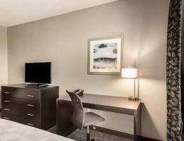Holiday Inn & Suites Silicon Valley - Milpitas, Milpitas
