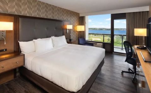 Hotel DoubleTree By Hilton Halifax Dartmouth image