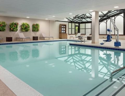 Hotel Embassy Suites Alpharetta image