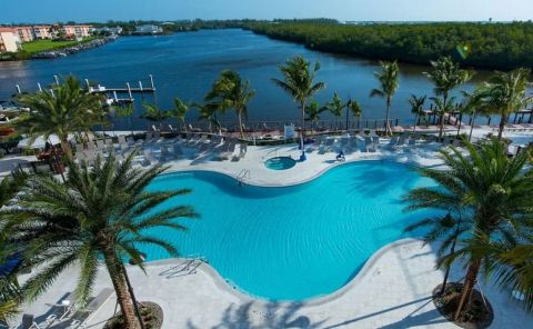 Hotel Hyatt House Naples 5th Avenue image