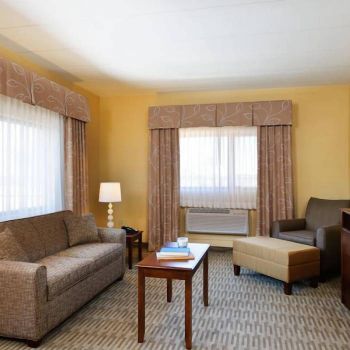 Hotel Holiday Inn Express Philadelphia Airport image