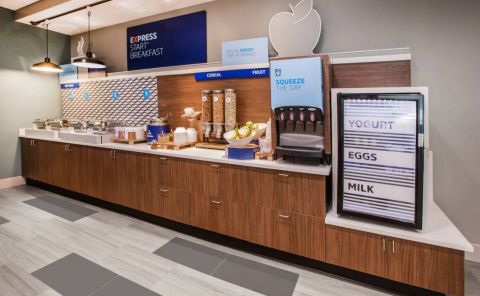 Hotel Holiday Inn Express Philadelphia Airport image