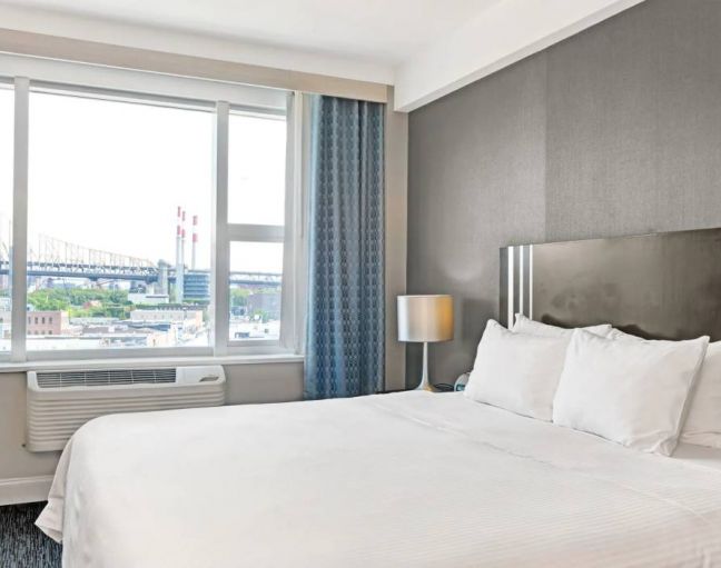 Wyndham Garden Long Island City