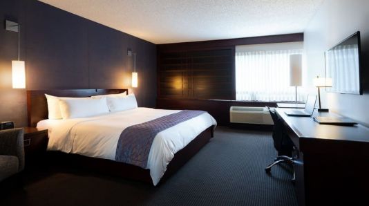 Hotel Ruby Foo's, Montreal
